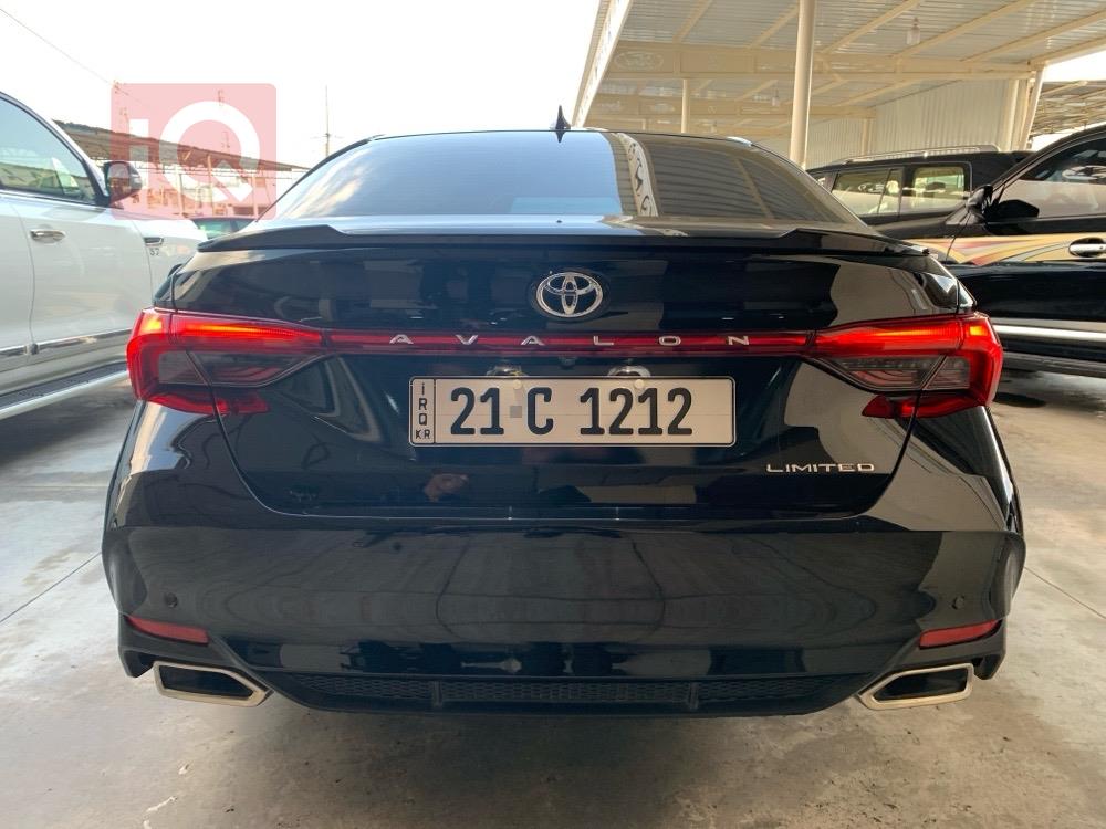 Toyota Avalon